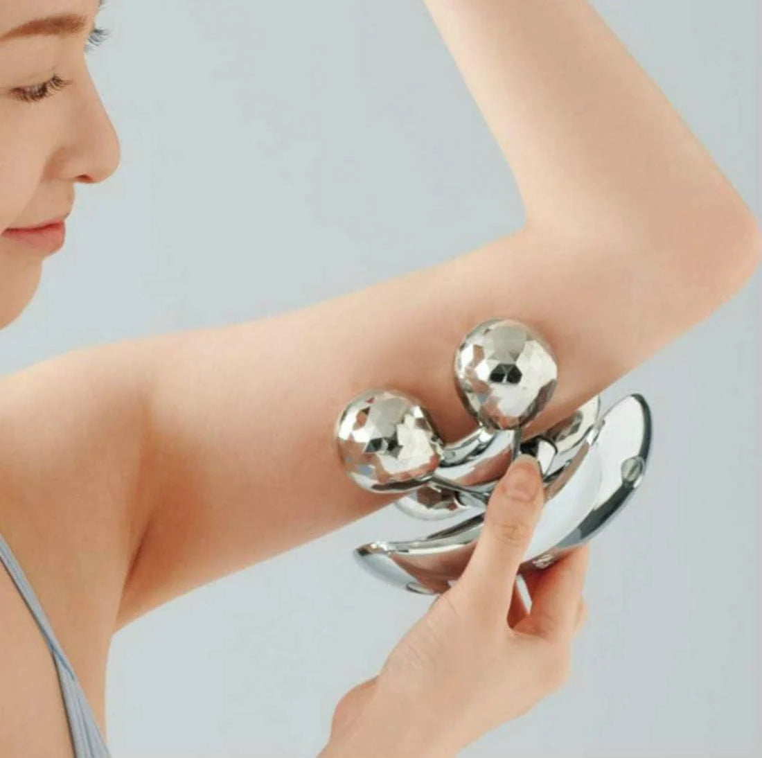 4D Handheld Body Massager – 4-Wheel Roller Massage Tool